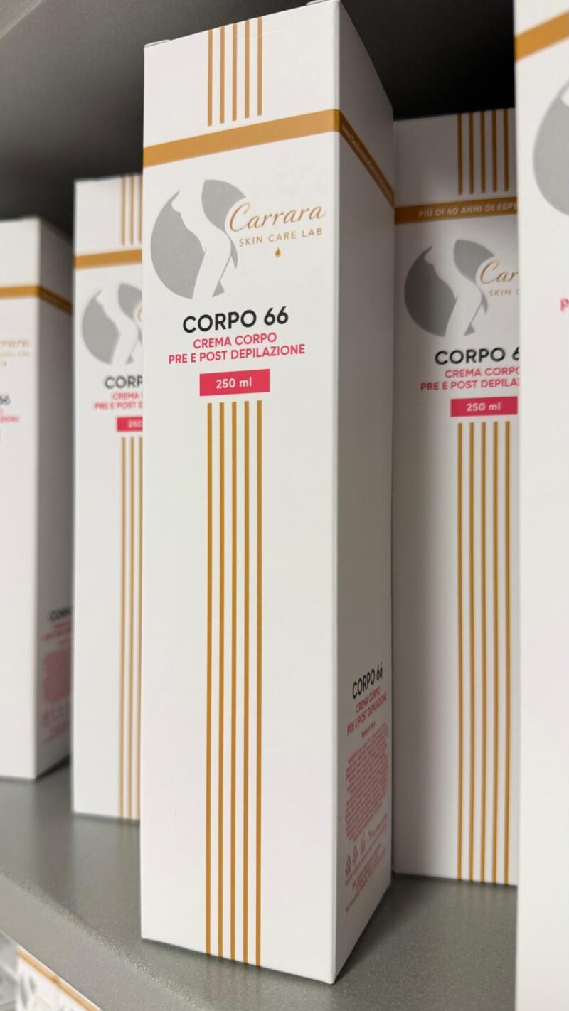 Confezione di CORPO66 Carrara Skin Care Lab su uno scaffale, crema corpo pre e post depilazione da 250 ml
